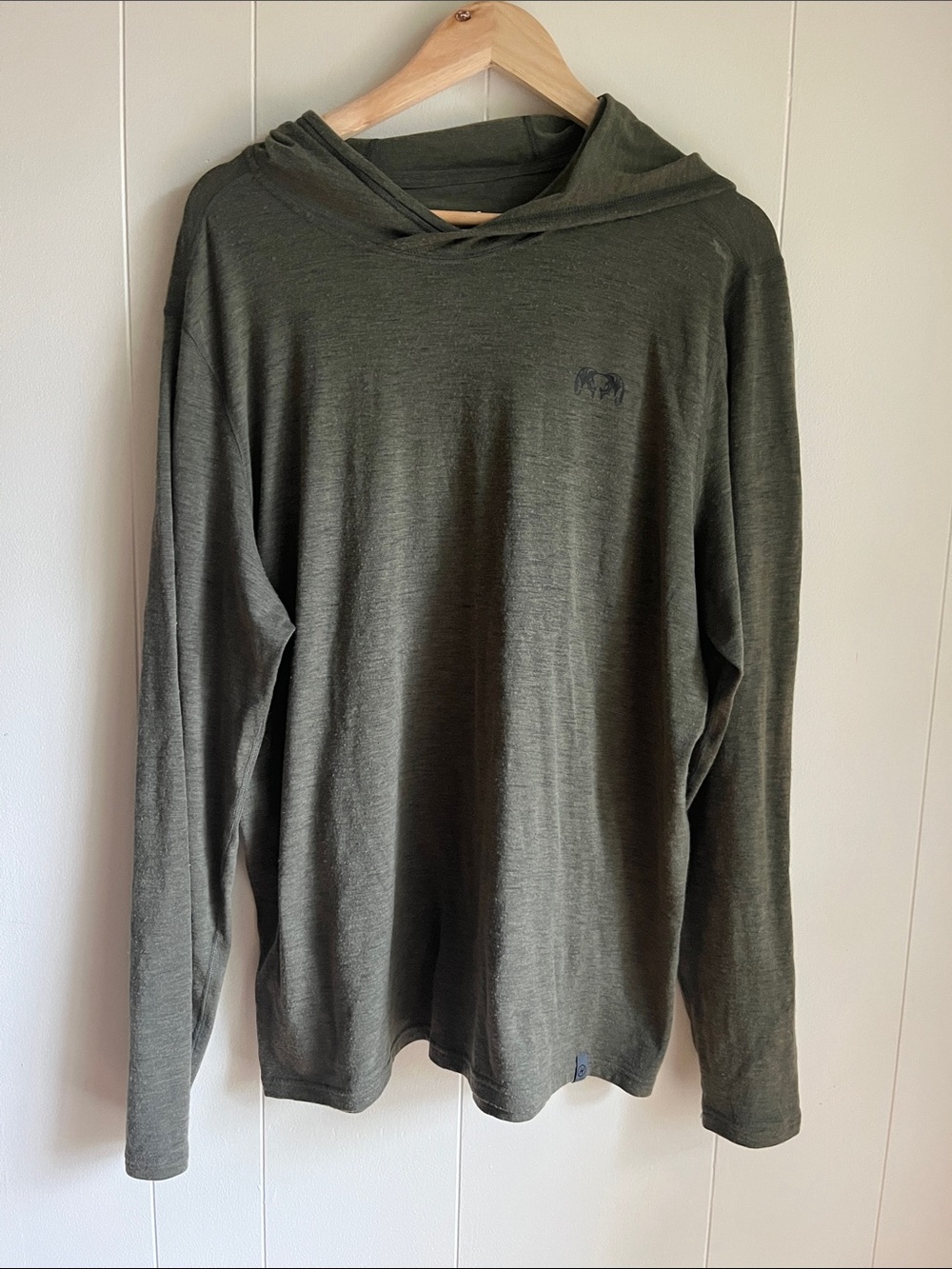 KUIU Nuyarn Merino Wool Olive Lightweight Hooded Long Sleeve Base Layer Sz XL